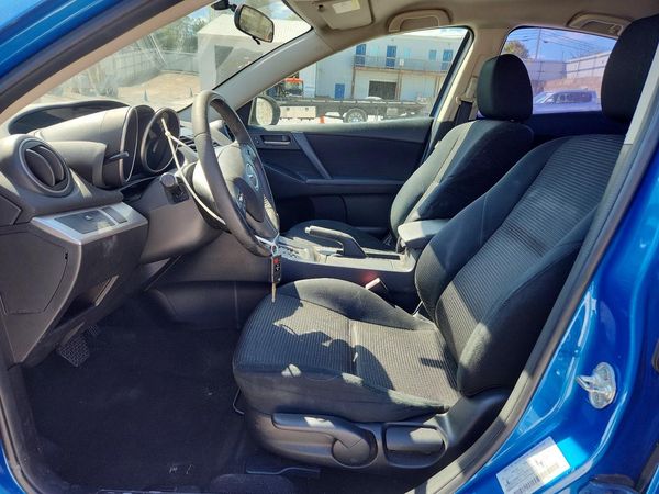2012 MAZDA 3 Touring/GS — DENT