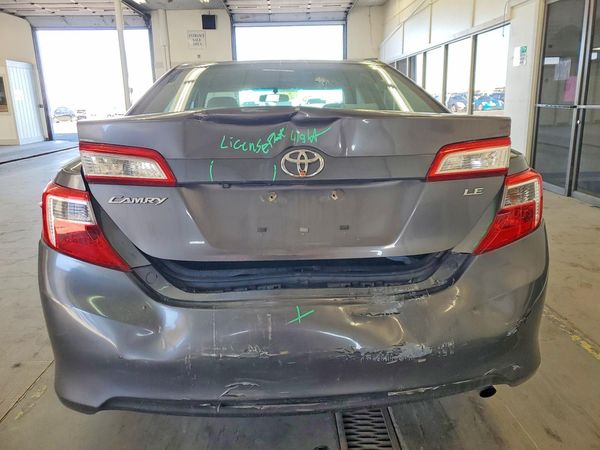 2014 TOYOTA CAMRY