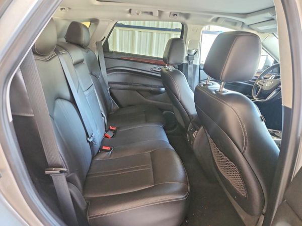 2015 CADILLAC SRX Luxury