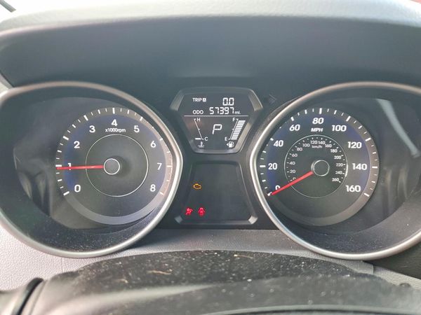 2013 HYUNDAI ELANTRA