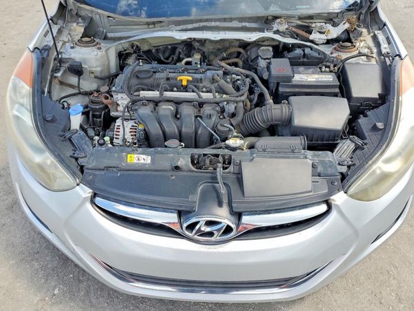 2013 HYUNDAI ELANTRA