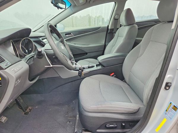 2012 HYUNDAI SONATA Middle-low level