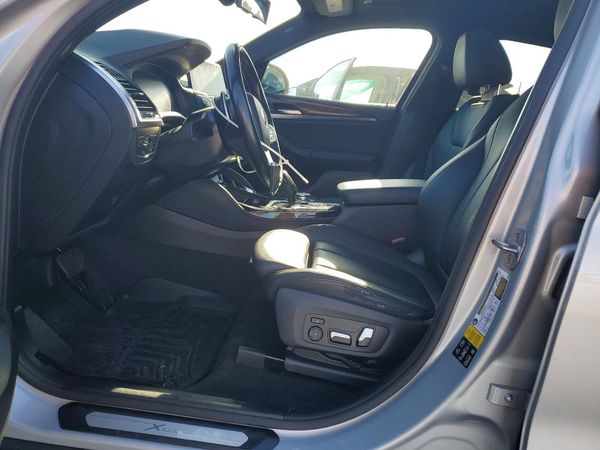 2021 BMW X4 xDrive30i