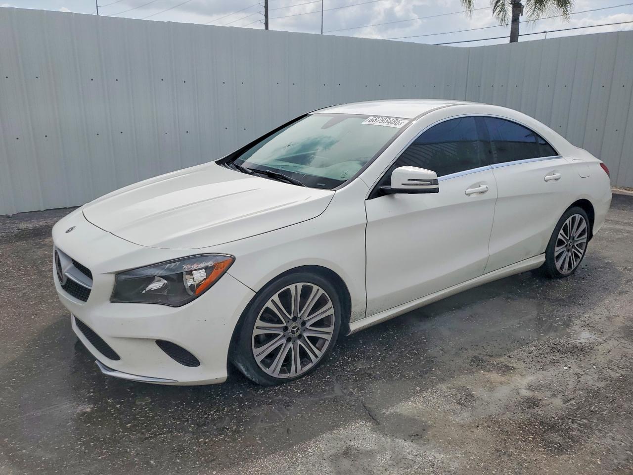 2018 MERCEDES-BENZ CLA-CLASS CLA250 — Front 3/4