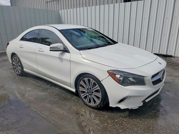 2018 MERCEDES-BENZ CLA-CLASS CLA250 — Passenger 3/4