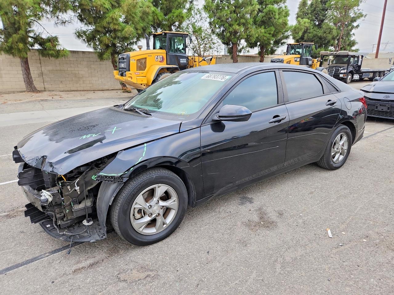 2023 HYUNDAI ELANTRA — Front 3/4