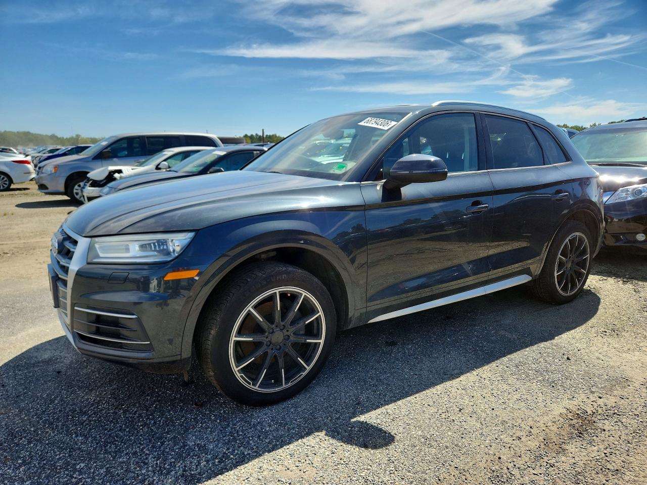 2018 AUDI Q5 quattro Premium — Front 3/4