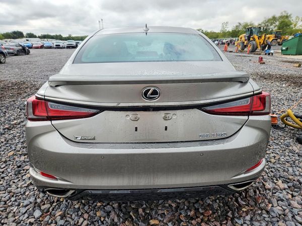 2019 LEXUS ES 350