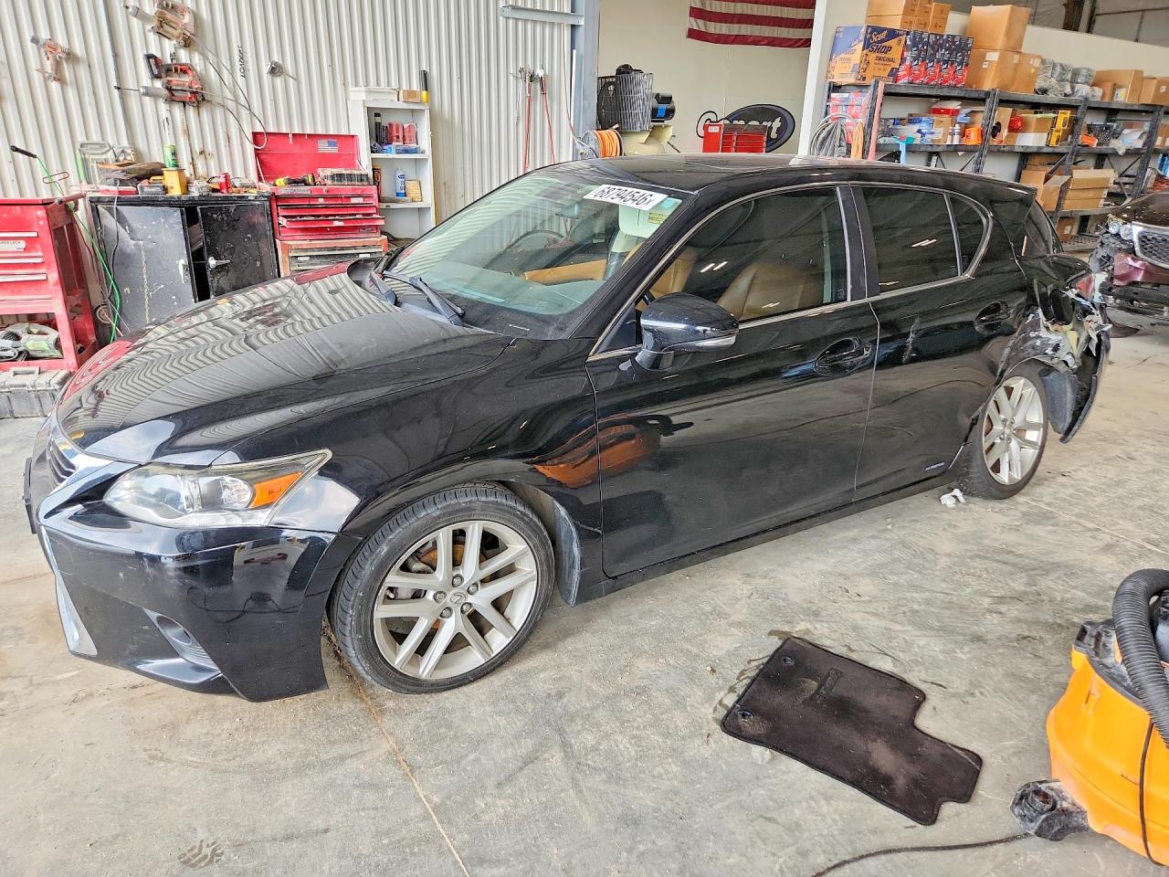 2016 LEXUS CT 200h