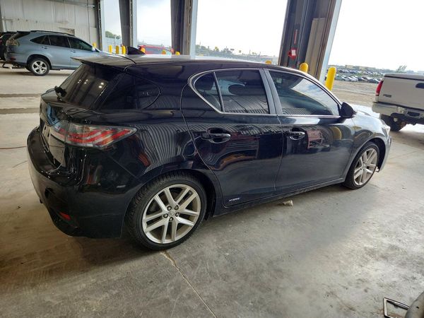 2016 LEXUS CT 200h