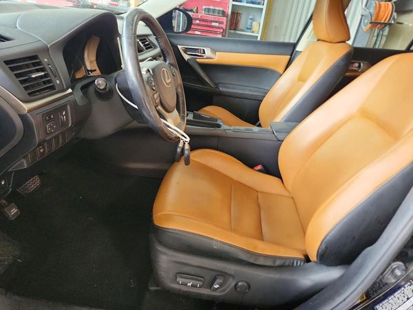 2016 LEXUS CT 200h