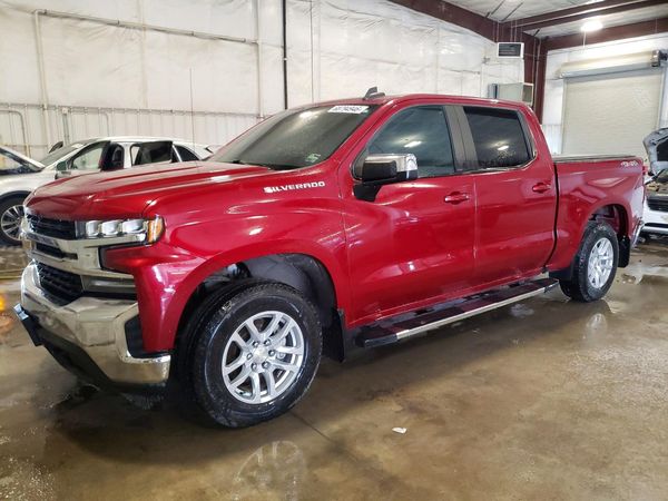 2020 CHEVROLET SILVERADO LT — Front 3/4