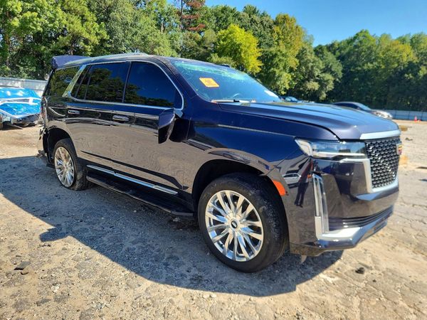 2024 CADILLAC ESCALADE Premium Luxury — Passenger 3/4