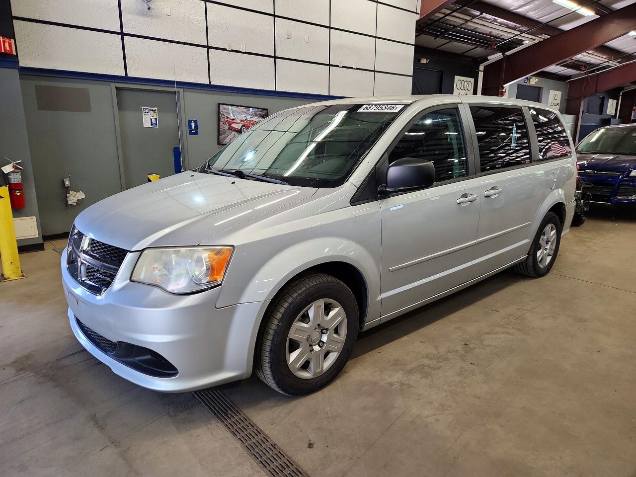 2012 DODGE GRAND CARAVAN SE