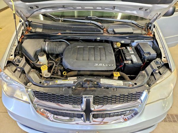 2012 DODGE GRAND CARAVAN SE