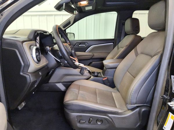 2025 CHEVROLET COLORADO ZR2 — DENT
