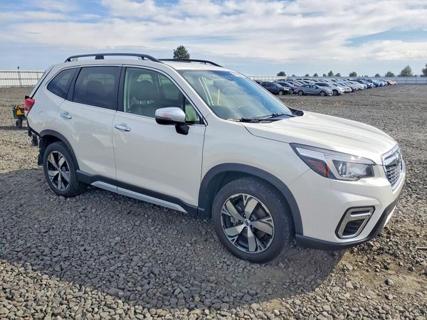 2019 SUBARU FORESTER — Passenger 3/4