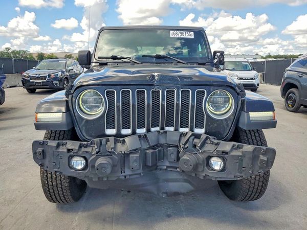 2019 JEEP WRANGLER Unlimited Sahara