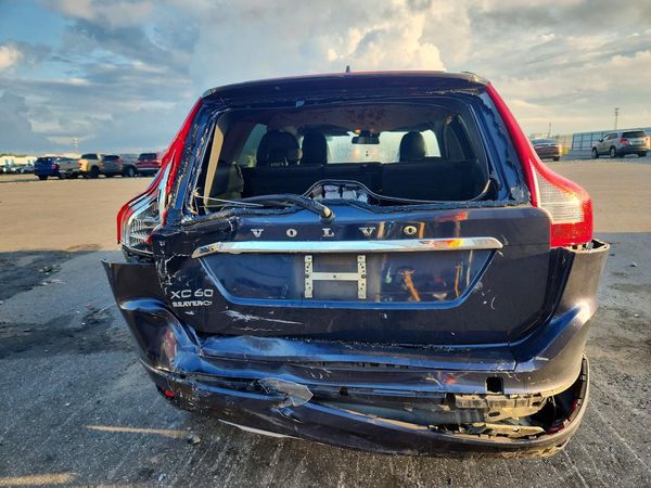 2014 VOLVO XC60