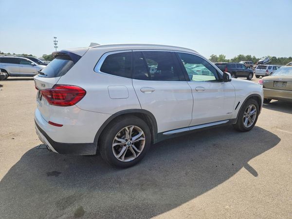 2018 BMW X3 sDrive30i
