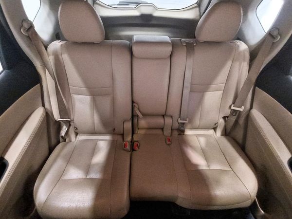 2018 NISSAN ROGUE — SUVN