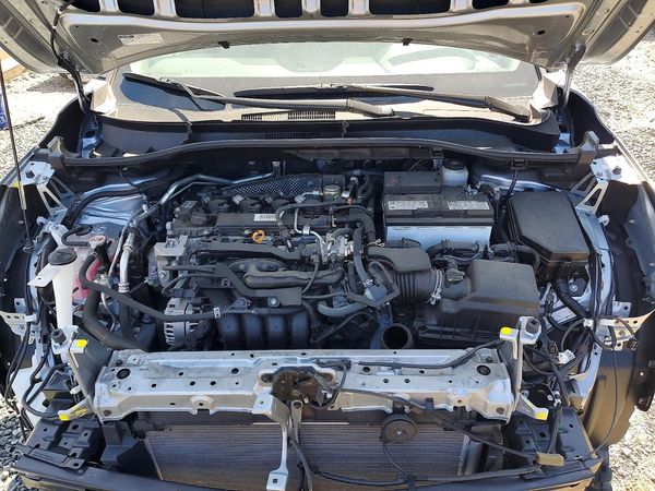 2024 TOYOTA COROLLA CROSS — Engine bay