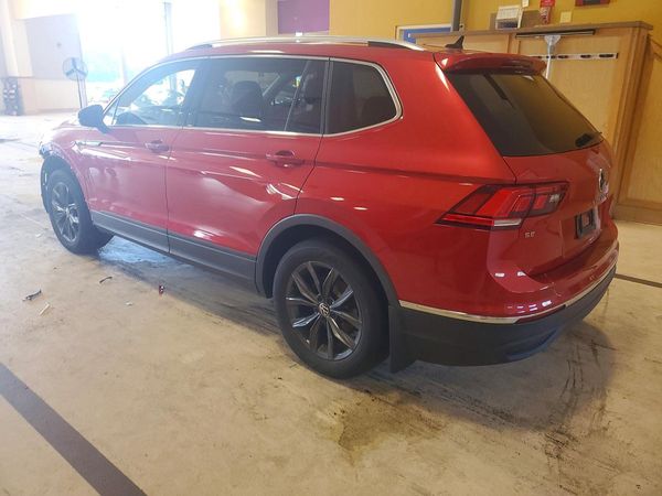 2022 VOLKSWAGEN TIGUAN 4Motion SE — DSRA