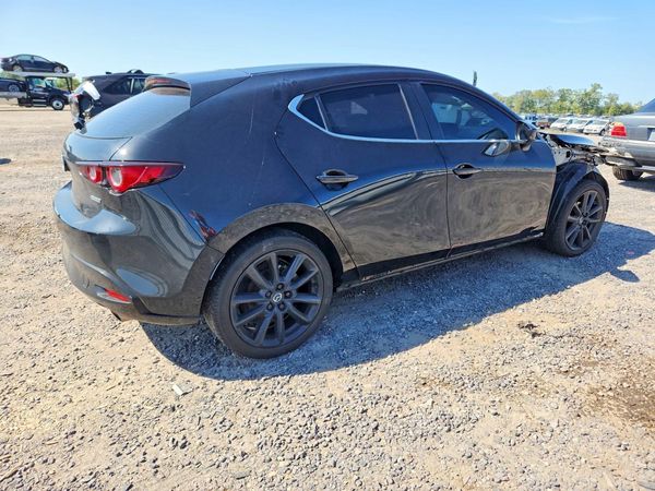 2024 MAZDA 3 Select Sport Package