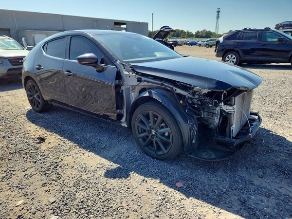 2024 MAZDA 3 Select Sport Package