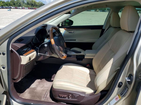 2017 LEXUS ES 300h
