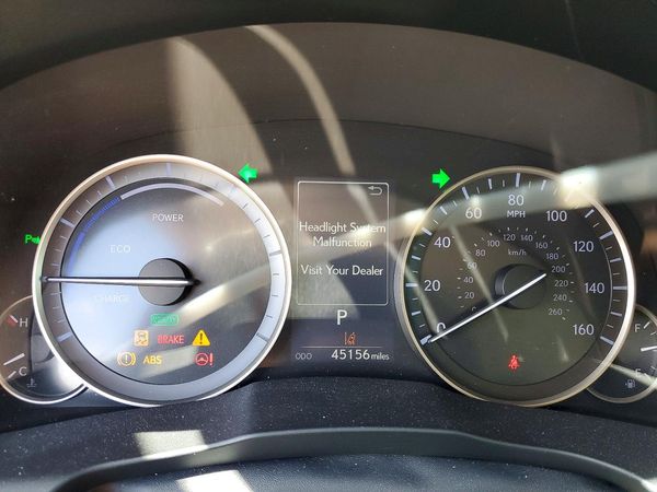 2017 LEXUS ES 300h