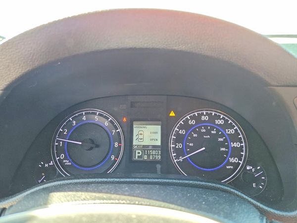 2013 INFINITI G37