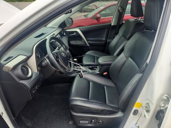 2014 TOYOTA RAV4 High