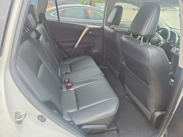 2014 TOYOTA RAV4 High