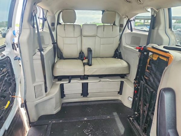 2018 DODGE GRAND CARAVAN SE