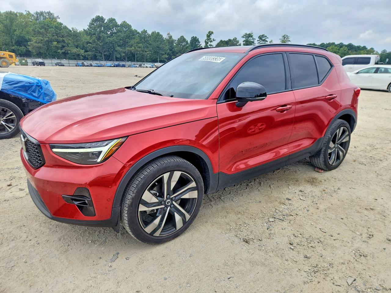 2025 VOLVO XC40 Plus Dark