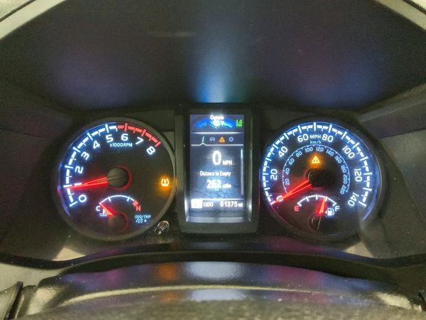 2022 TOYOTA TACOMA SR5 — ODOM