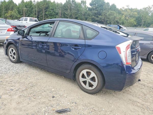 2015 TOYOTA PRIUS