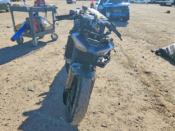 2025 CF MOTO 675SS — DIRF