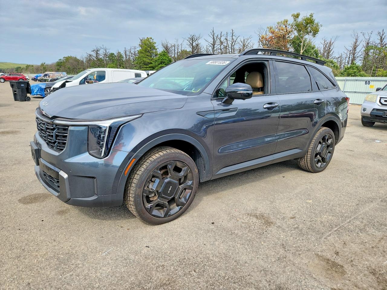 2024 KIA SORENTO — Front 3/4