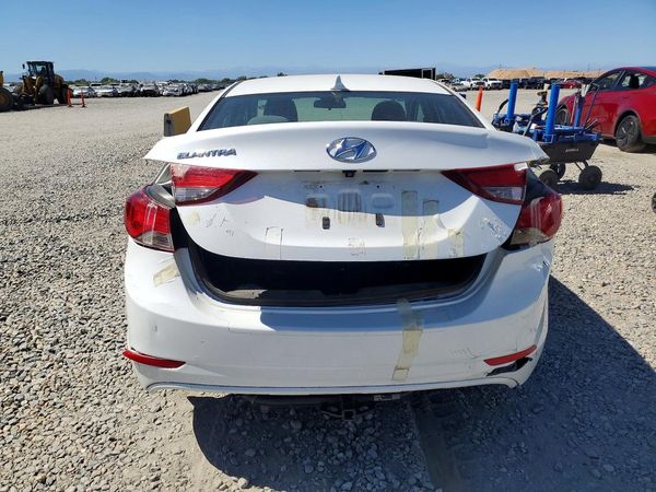 2015 HYUNDAI ELANTRA GLS(Middle)