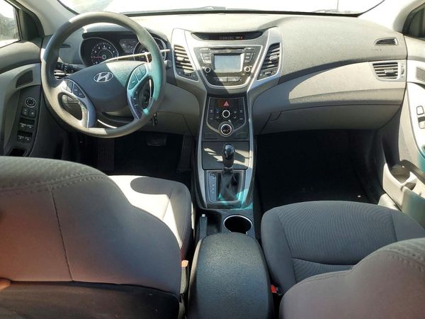 2015 HYUNDAI ELANTRA GLS(Middle)