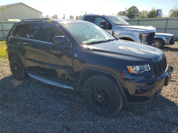 2019 JEEP GRAND CHEROKEE LAREDO 4X4