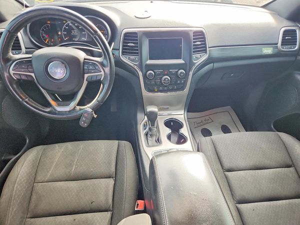 2019 JEEP GRAND CHEROKEE LAREDO 4X4