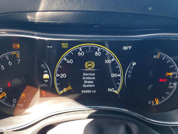 2019 JEEP GRAND CHEROKEE LAREDO 4X4