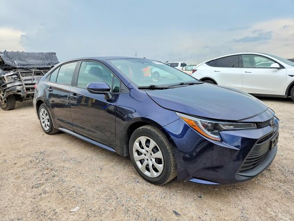 2024 TOYOTA COROLLA — Passenger 3/4