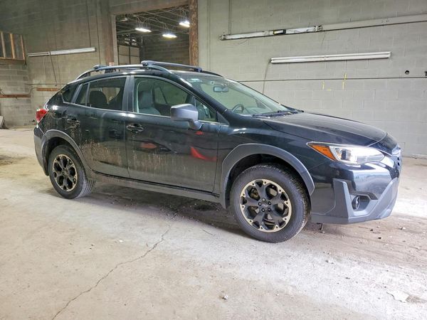 2021 SUBARU CROSSTREK Base+ES — Passenger 3/4