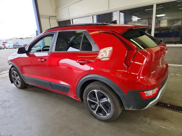 2023 KIA NIRO EX
