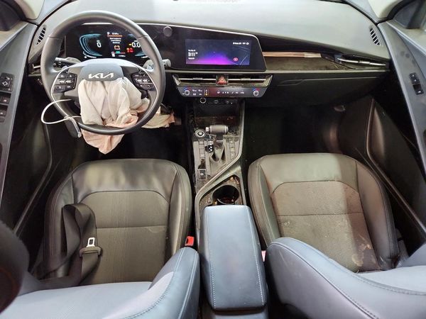 2023 KIA NIRO EX