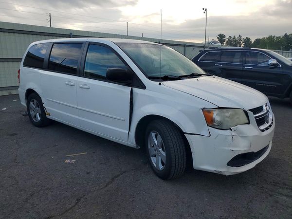 2013 DODGE GRAND CARAVAN SE — Passenger 3/4
